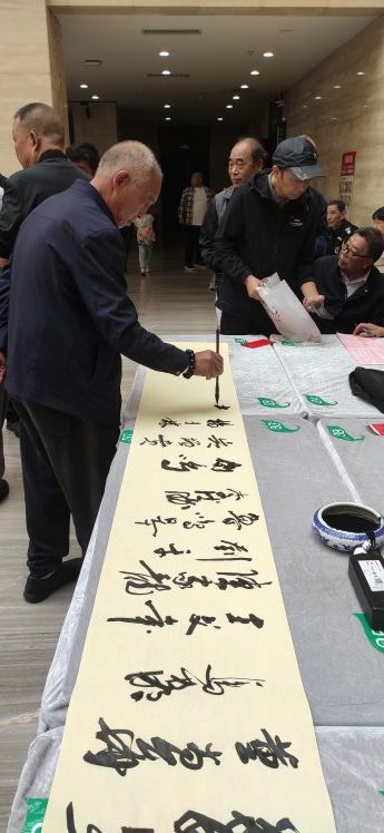 1758562321-e6d551d6845cd7c 1758562321-e6d551d6845cd7c