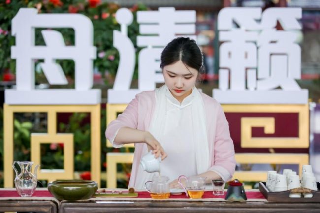 202511180701441159747469