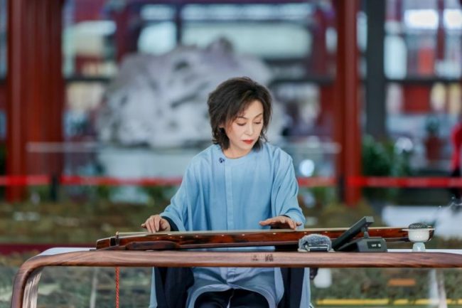 202511180701401423566251