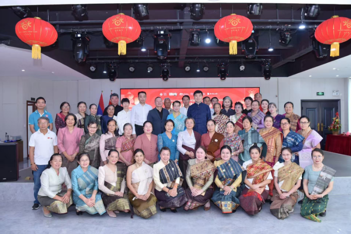 69acd8275305a10000769acd82753055 69acd8275305a10000769acd82753055